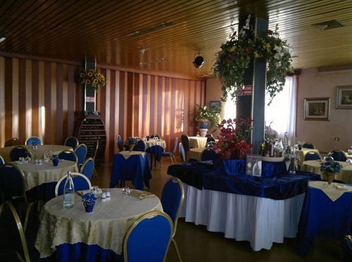 Hotel Ai Tigli Langhirano Zewnętrze zdjęcie